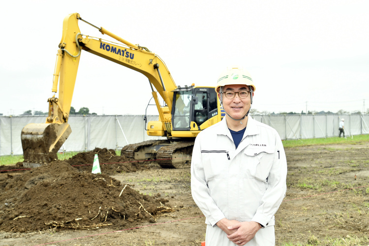 行政書士 煙山 建設現場にて